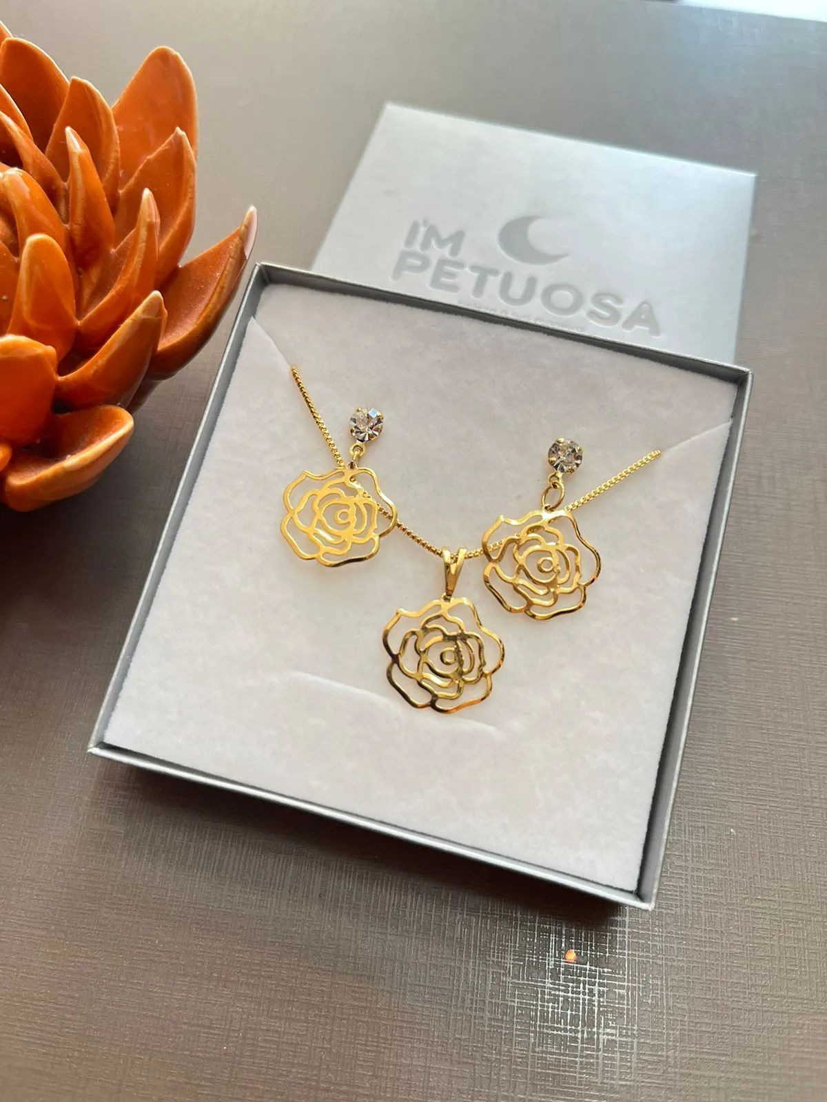 Conjunto Dourado Flor Vazada