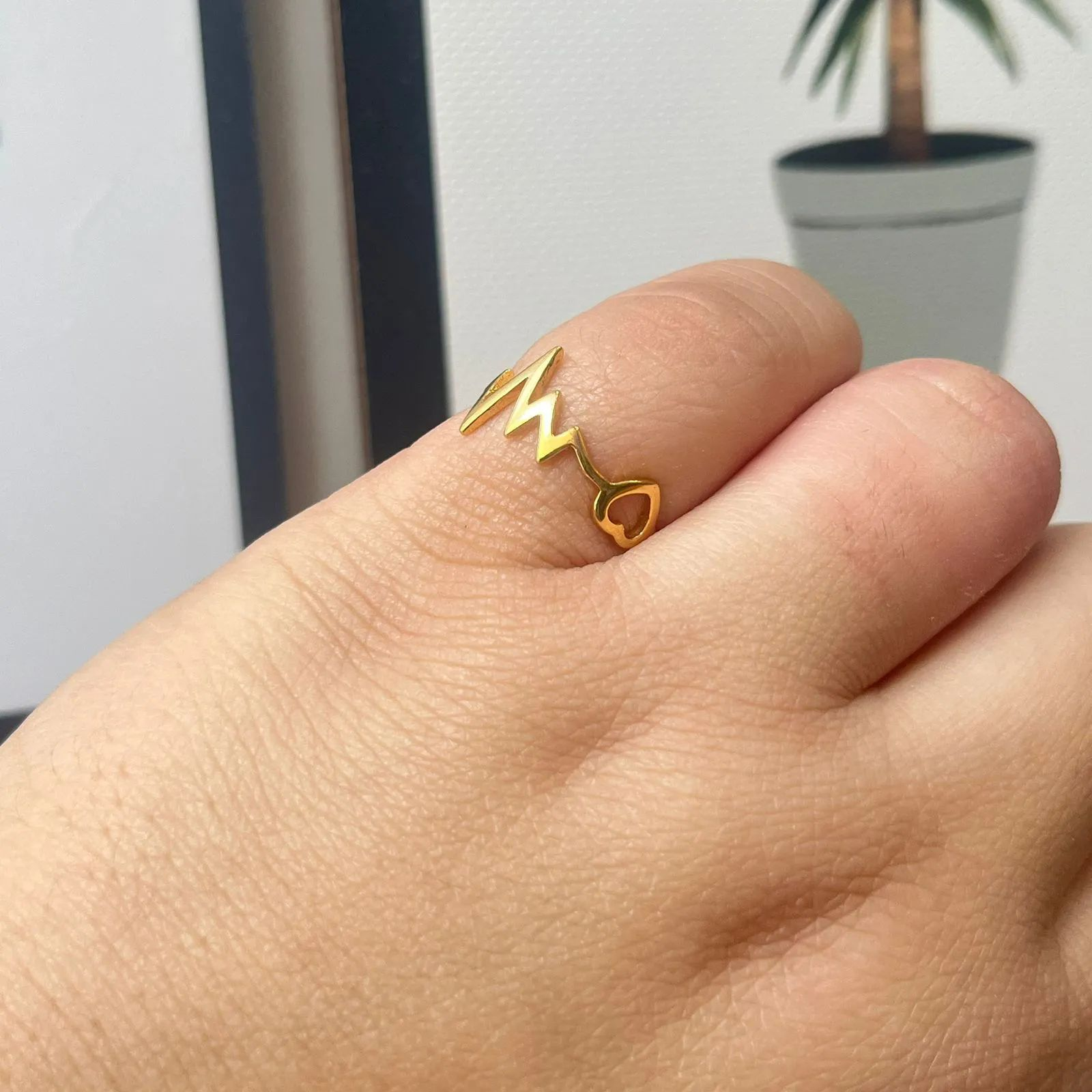 Anel Dourado Corao Eletro