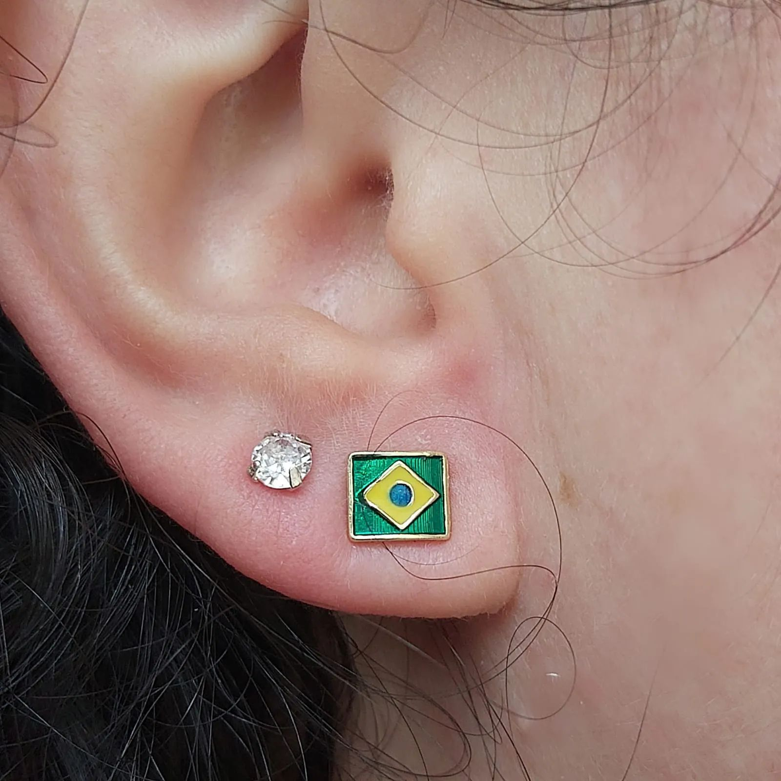 Brinco Dourado Brasil Resinado