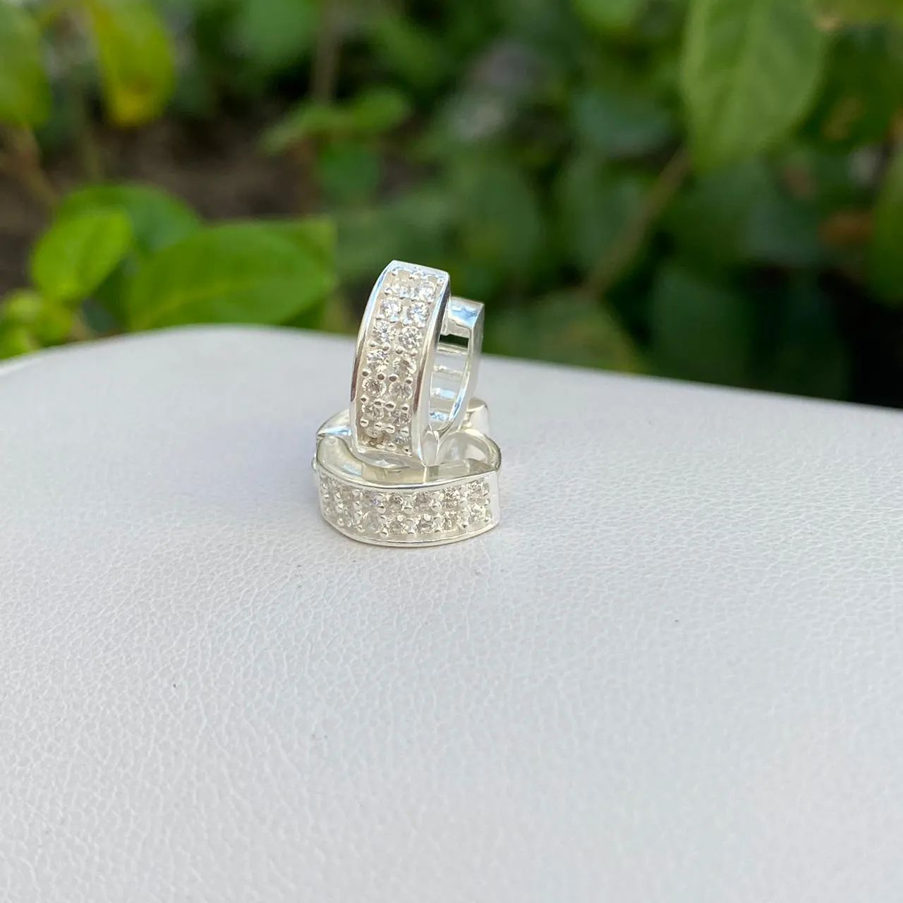 Argola Prata 925 Click 28 Microzircnias