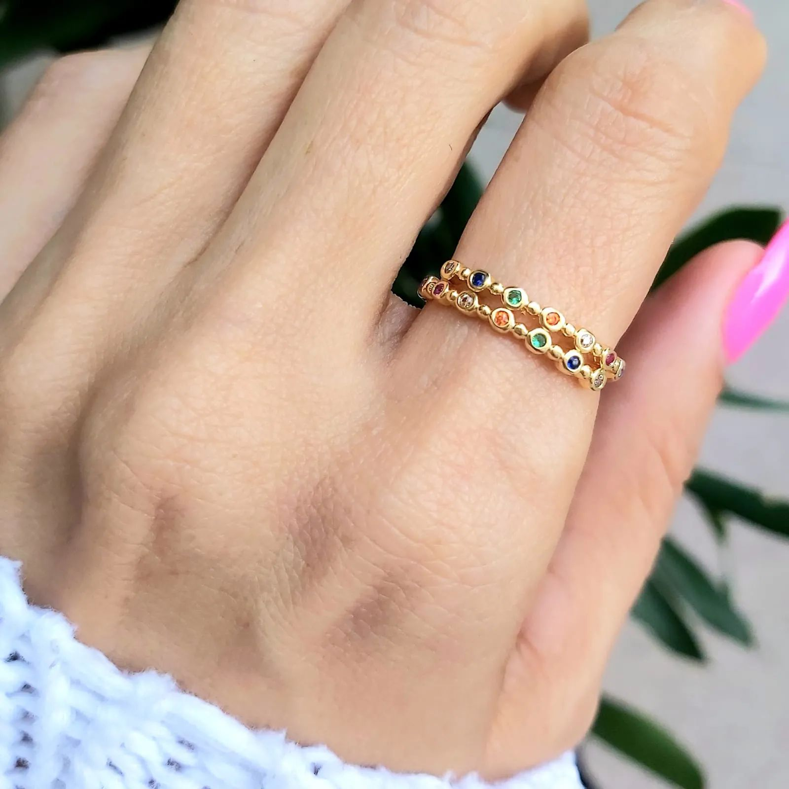 Anel Dourado Duplo Bolinhas Coloridas