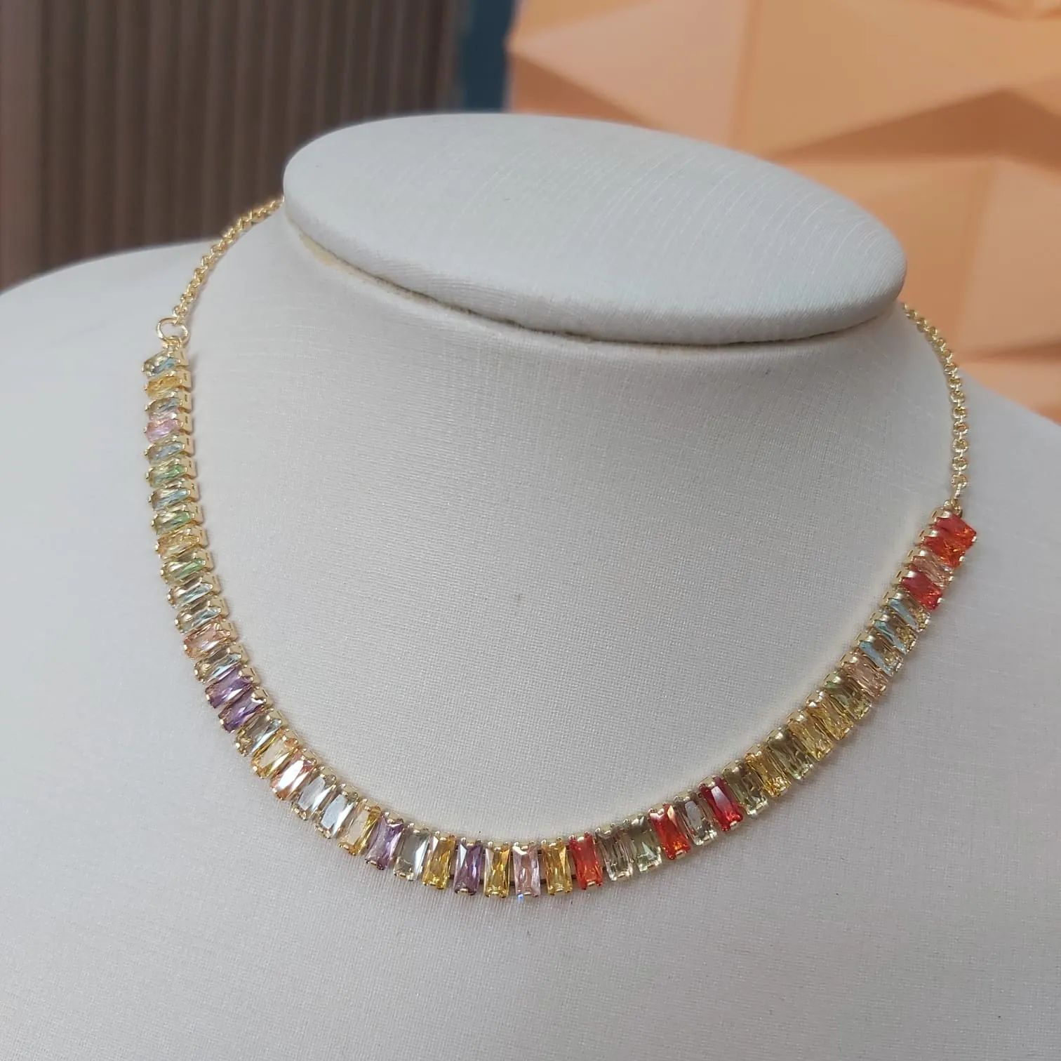 Chocker Dourada Riviera Retangular