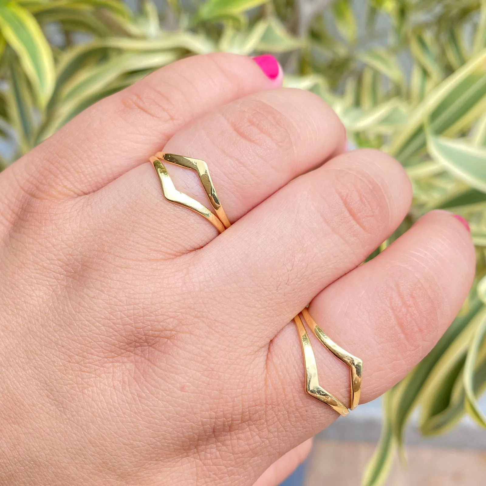 Anel Dourado Duas Flechas