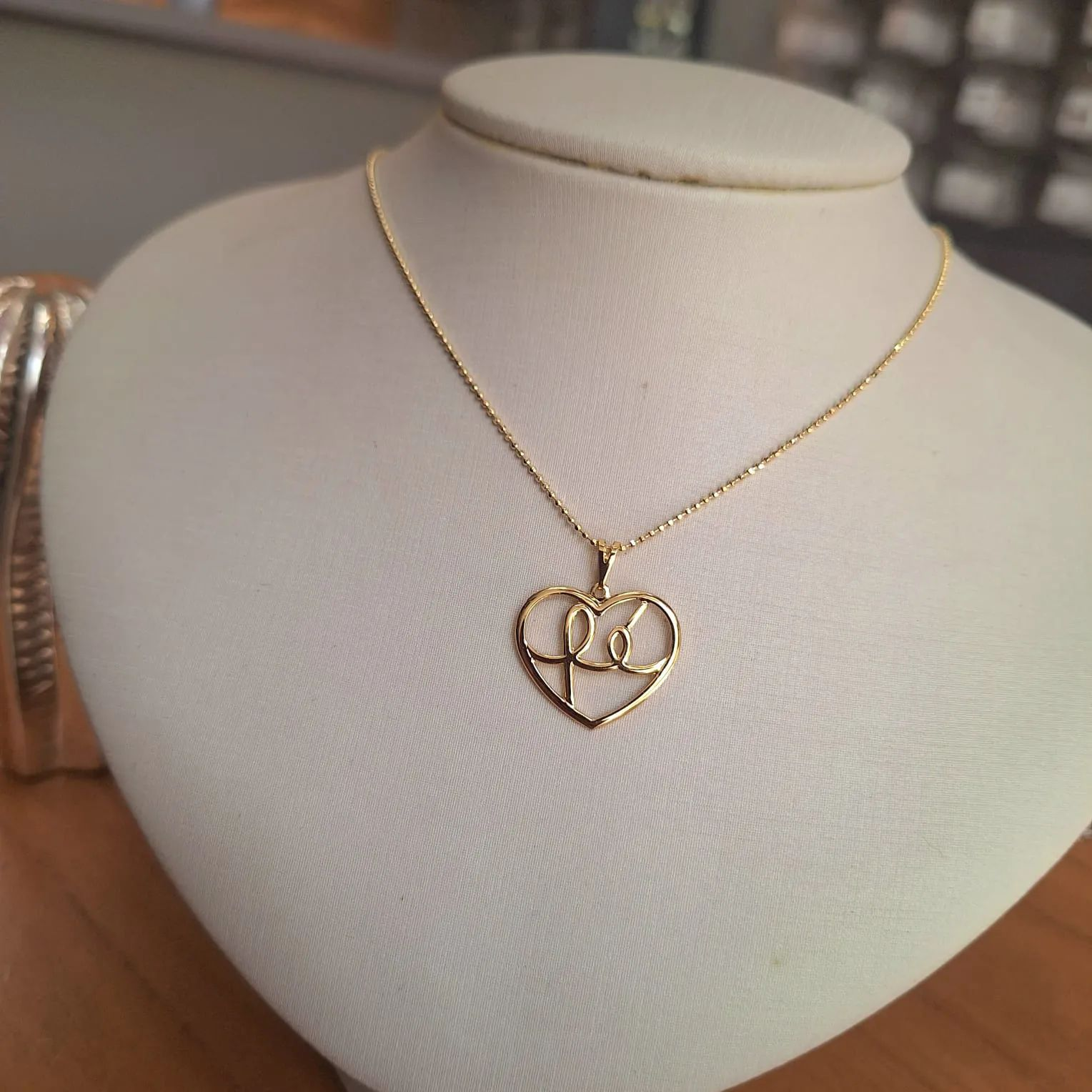 Gargantilha Dourado Corao F