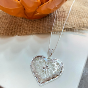 Pingente Banho de Prata Cora��o Diamantado Vazado